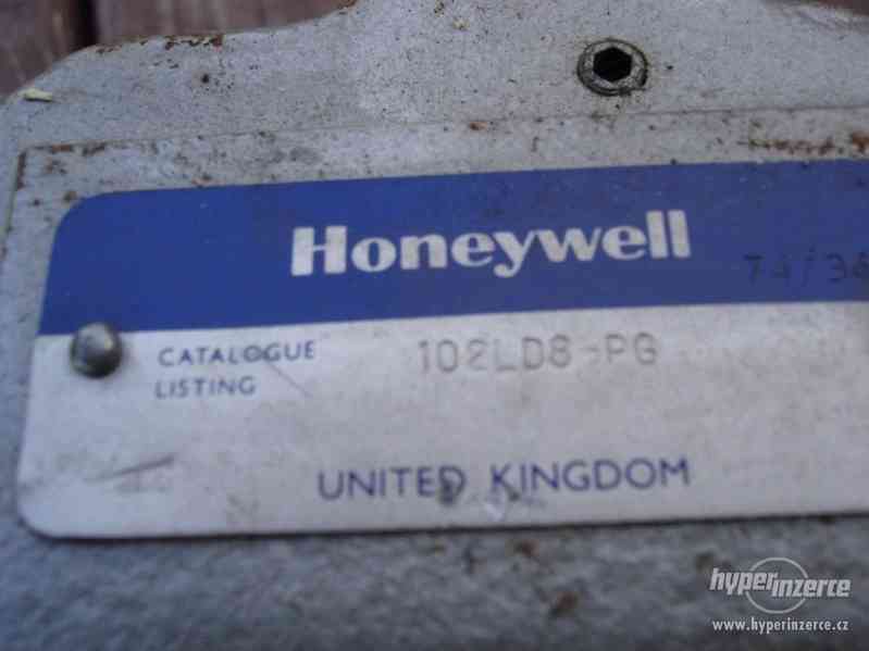 MIKROSPÍNAČ HONEYWELL 102 LD8-PG - foto 2