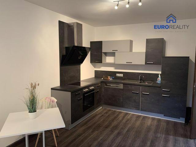 Pronájem, byt 2+kk, 55 m2, Karlovy Vary, garáž, zahrada - foto 11