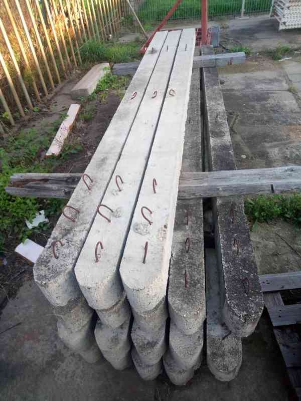 Betonové sloupy, prahy - foto 2