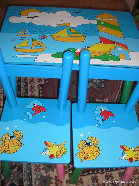 Dětský dřevěný stoleček a 2 židličky moře maják - foto 1