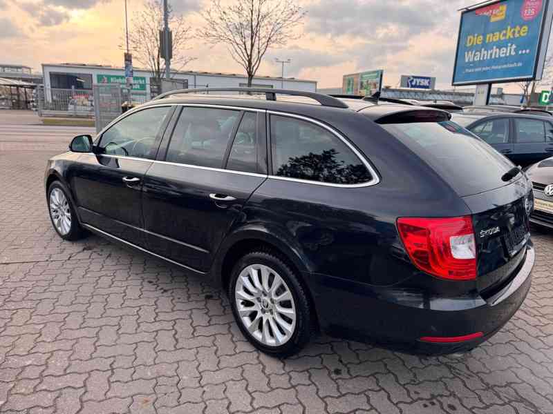 Škoda Superb 2,0TDI Combi Exclusive 125kw - foto 7