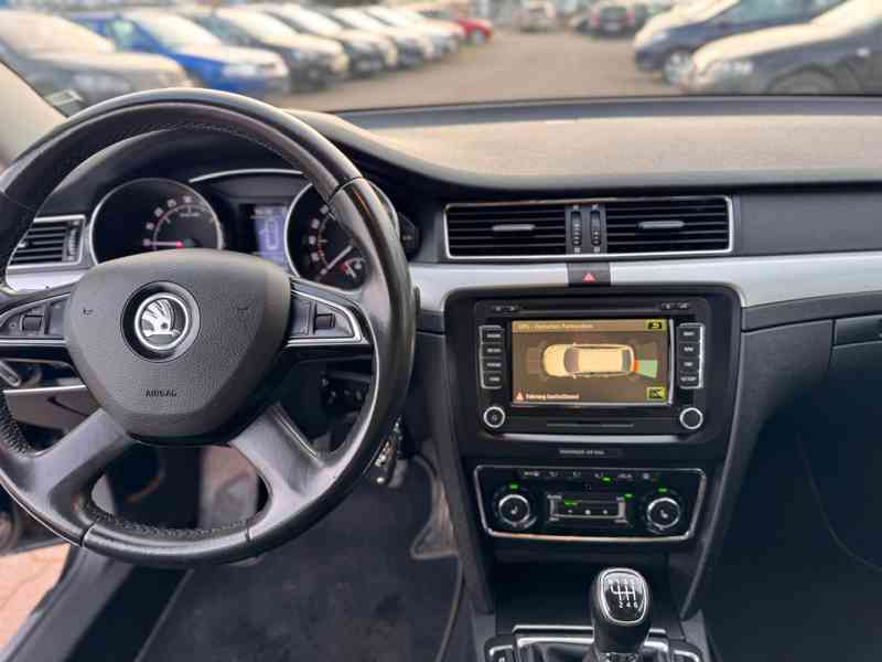 Škoda Superb 2,0TDI Combi Exclusive 125kw - foto 5