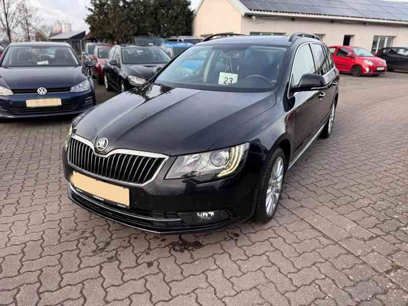 Škoda Superb 2,0TDI Combi Exclusive 125kw - foto 20