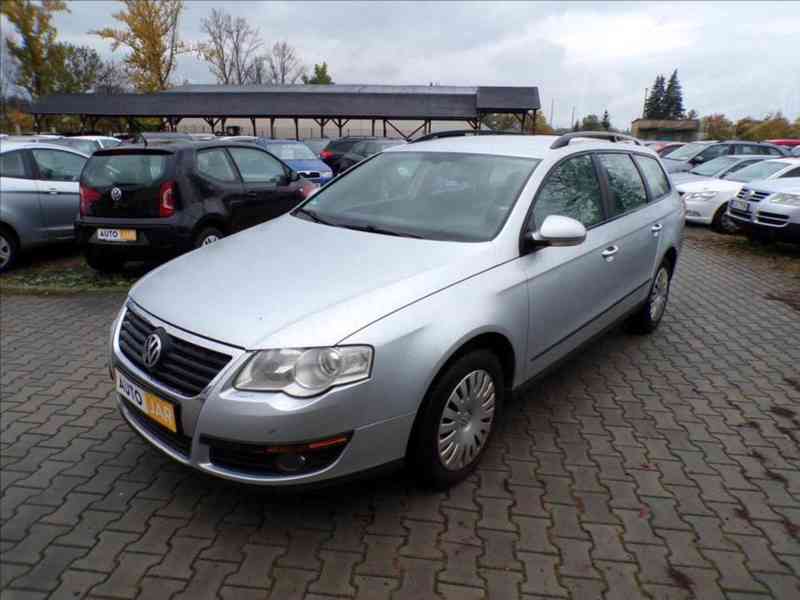 Volkswagen Passat Variant 1,9 TDI TREND - foto 2