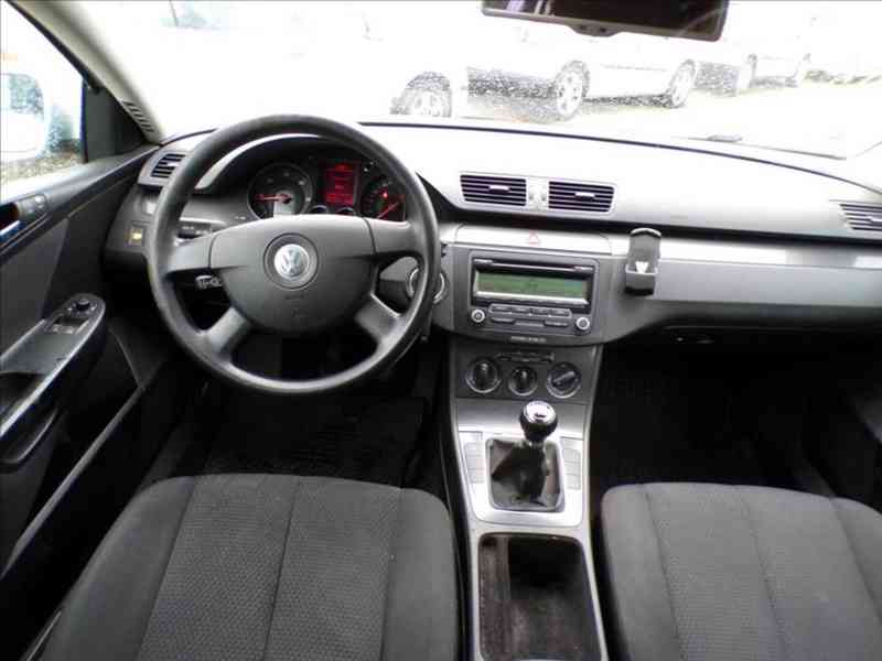 Volkswagen Passat Variant 1,9 TDI TREND - foto 5