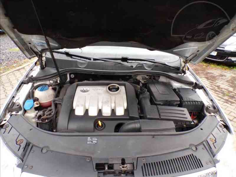 Volkswagen Passat Variant 1,9 TDI TREND - foto 13