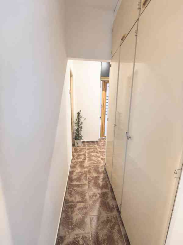 Králova Lhota - byt 3+1 s garáží, stáním a zahrádkou - foto 7