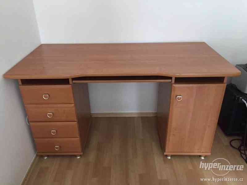 Psací stůl, vzhled dřevo, 4 zásuvky, 1 skříňka - foto 2