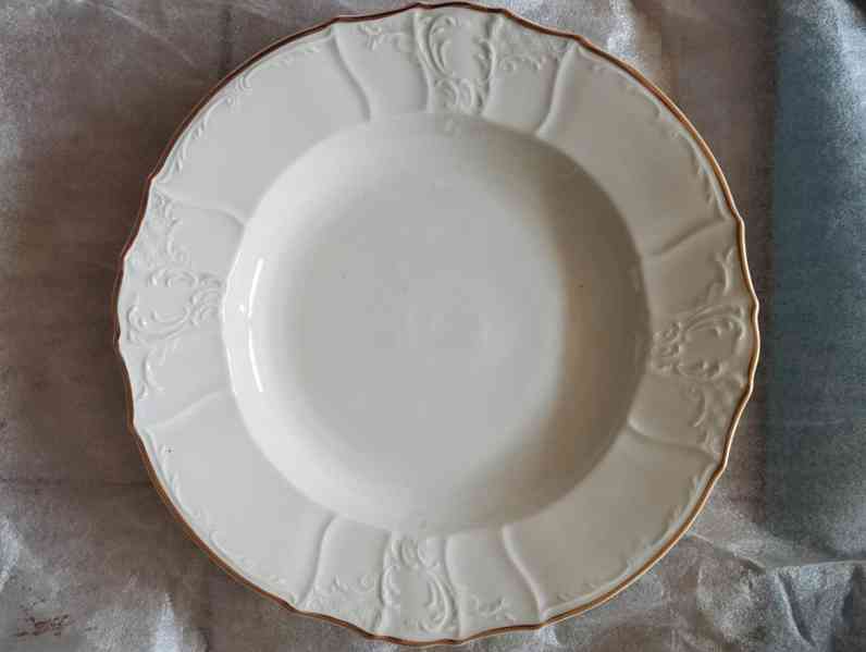 Porcelánové talíře ploché zn. Bernadotte a jiné doplňky - foto 29