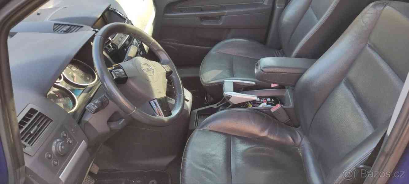 Opel Zafira 2,2   B 110kw v LPG - foto 5