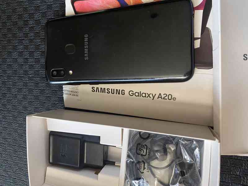 Samsung Galaxy A20e - foto 5