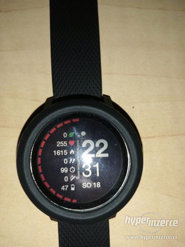 chytré sportovní hodinky Garmin Vivoactive 3 - foto 1