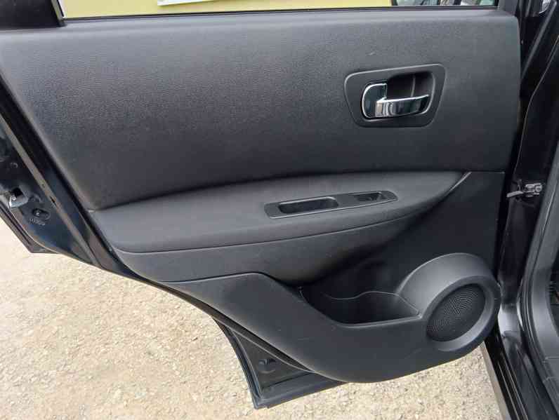 Nissan Qashqai 1.5 dCi 81kW/Navi/Panorama - foto 13