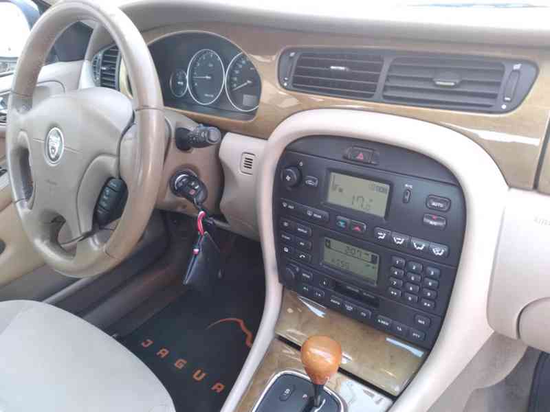 JAGUAR X-TYPE 2.5 V6 4x4 - foto 16