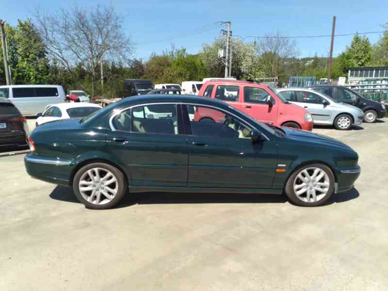JAGUAR X-TYPE 2.5 V6 4x4 - foto 5
