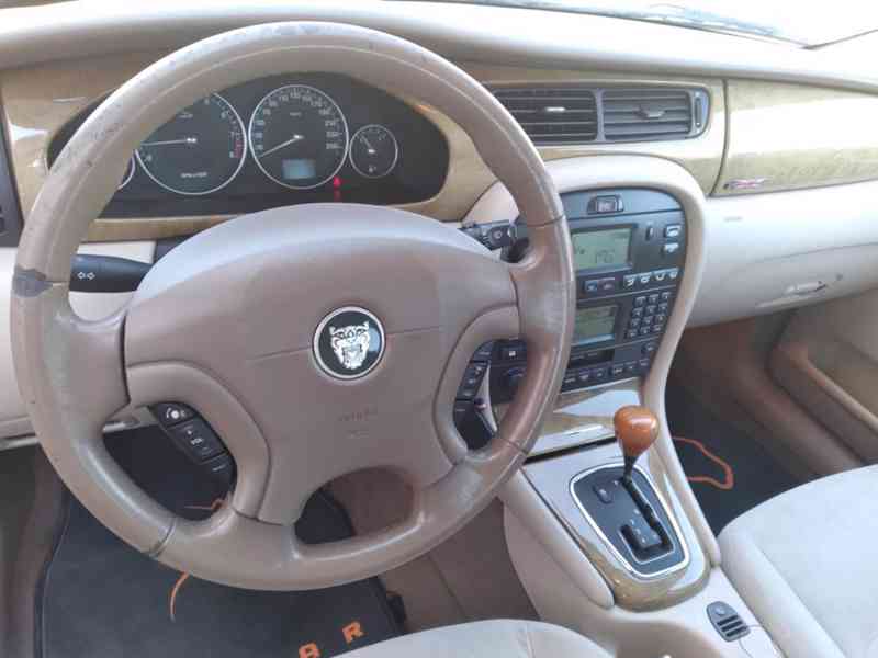 JAGUAR X-TYPE 2.5 V6 4x4 - foto 15