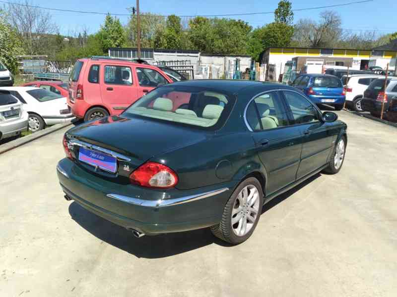 JAGUAR X-TYPE 2.5 V6 4x4 - foto 8