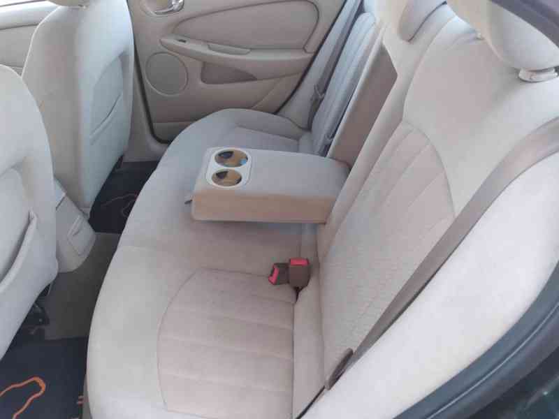 JAGUAR X-TYPE 2.5 V6 4x4 - foto 11