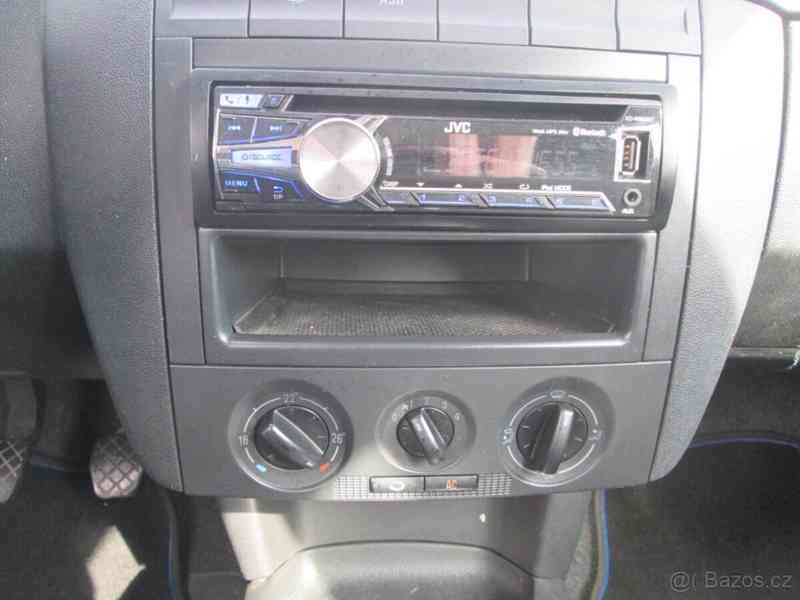 Škoda Fabia 1,4   16V 59 kW r.v. 5/2007 - foto 3