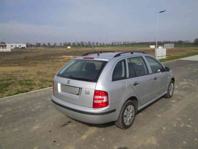 Škoda Fabia 1,4   16V 59 kW r.v. 5/2007 - foto 5