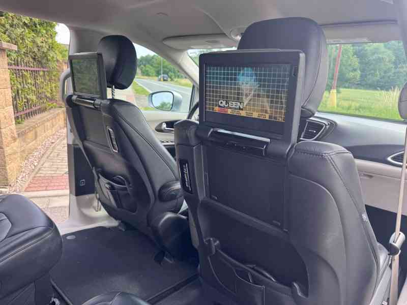 Chrysler Pacifica 3,6 Limited DVD 360 čočka 2017 - foto 9