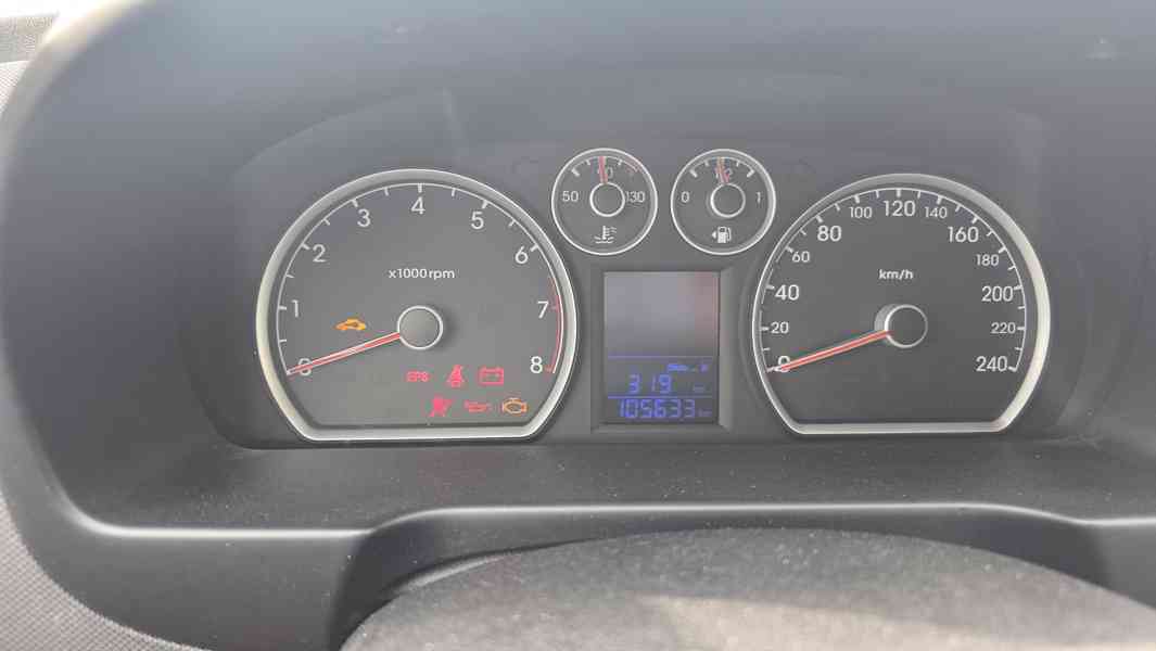 Hyundai i30 kombi 1,4i 80kw  - foto 6