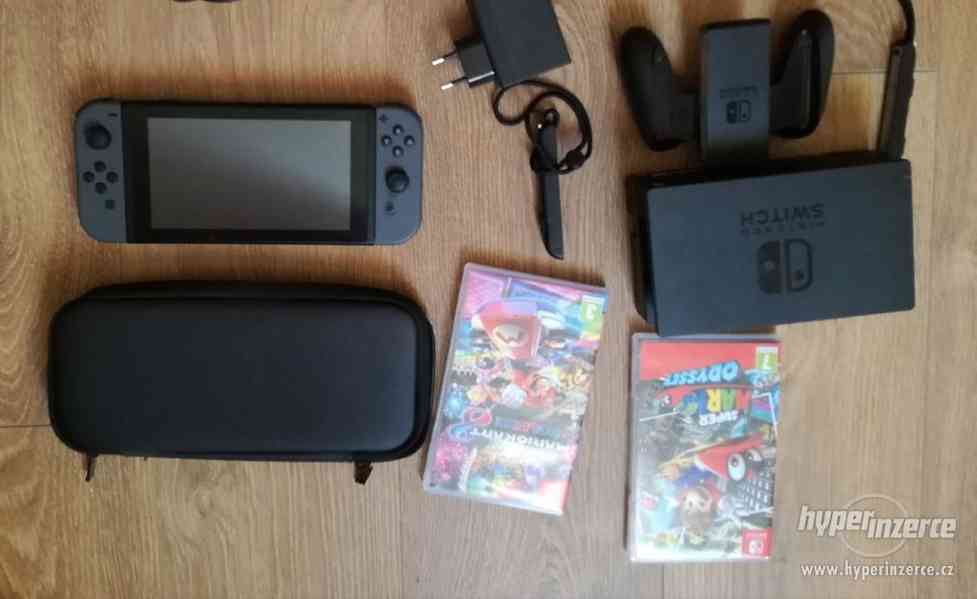 Nintendo switch + 2.hry - foto 1