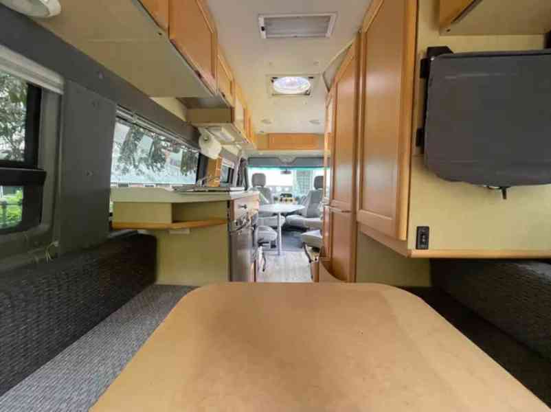 S manželem darujeme náš obytný vůz. - foto 5