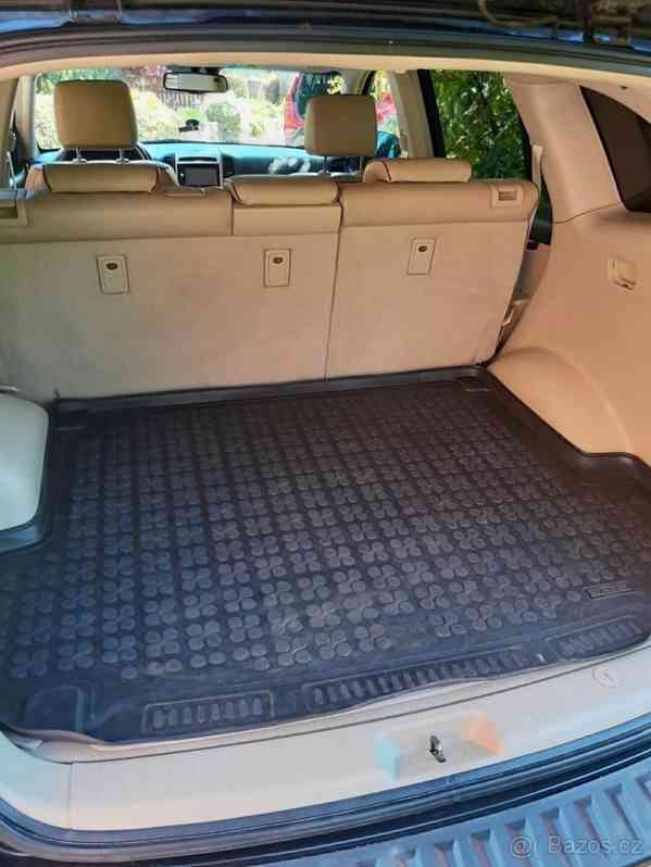 Hyundai Santa Fe 2,2 - foto 12