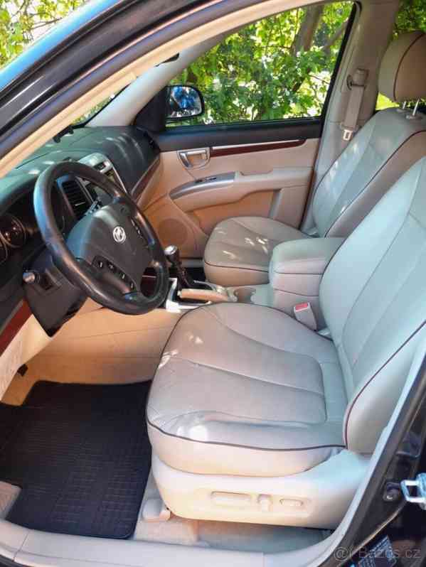 Hyundai Santa Fe 2,2 - foto 7
