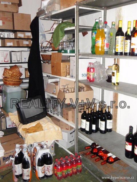 Restaurace s terasou, sálem a klubovnou - 480 - foto 4