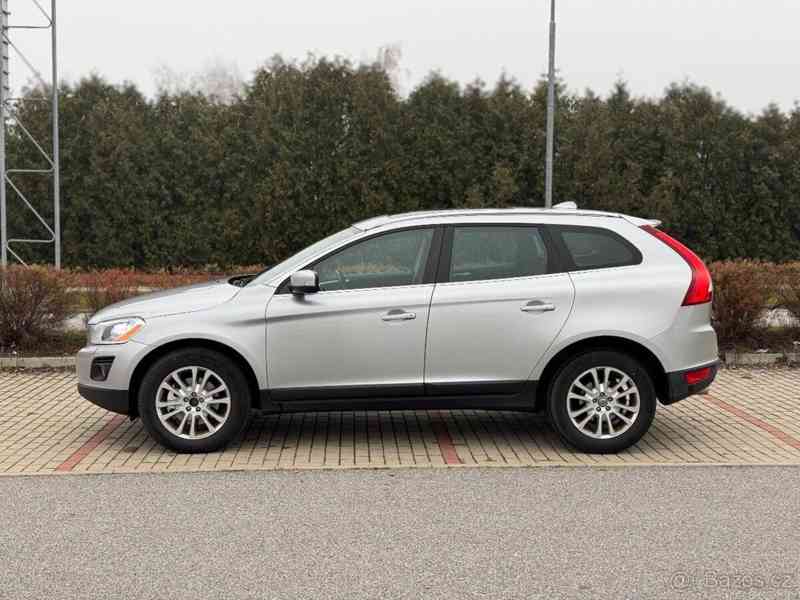 Volvo XC60 D5 AWD 151 Kw - foto 6