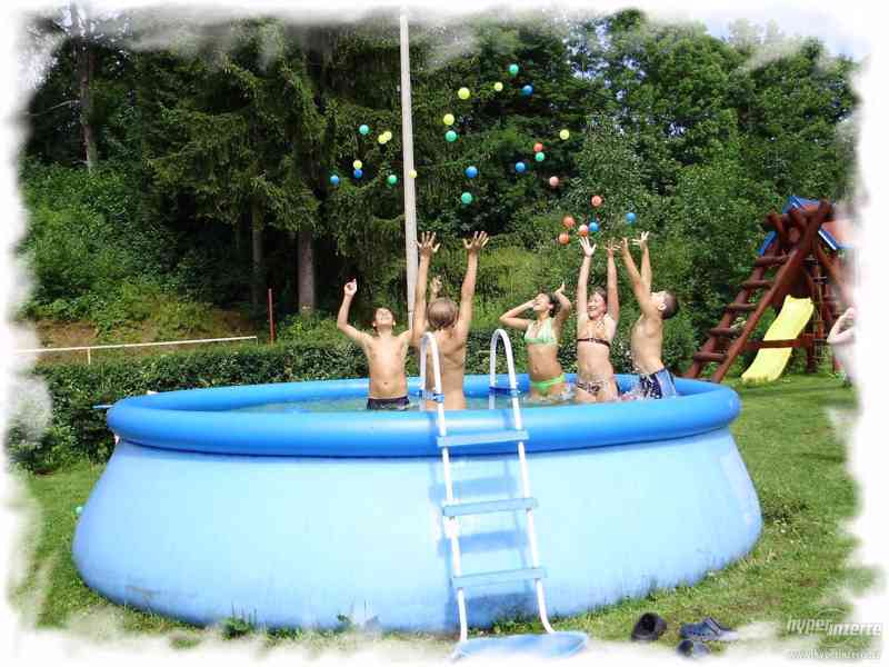 Stylová chalupa  s bazénem , trampolínou  - letní dovolená - foto 1