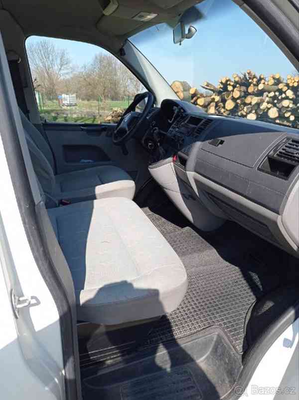 Volkswagen Transporter 2,5 - foto 10
