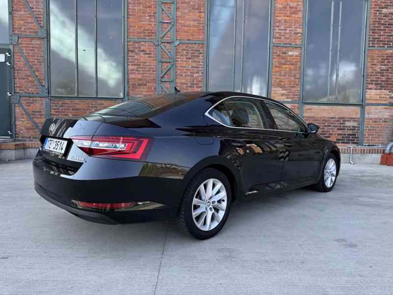 ŠKODA SUPERB III Style 2.0TDI DSG, 110kW, 2017, ČR, LEASING - foto 3