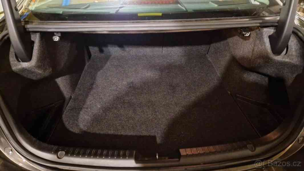 Mazda 6 2,5 Revolution Top G 194 AT 143 kW - foto 11