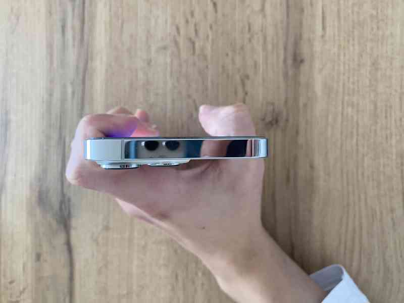 iPhone 13 Pro 128 GB - JAKO NOVÝ - foto 5