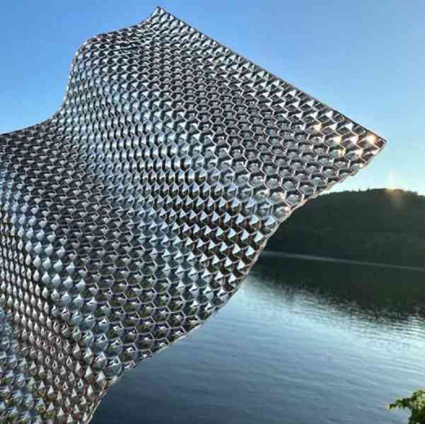 POLYKARBONÁT A PLEXISKLO NA PERGOLU, SKLENÍKY A BAZÉNY - foto 16