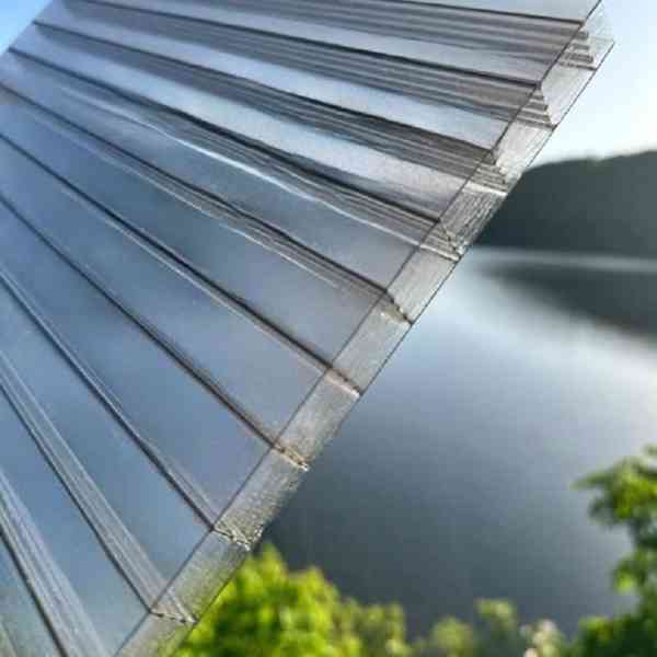 POLYKARBONÁT A PLEXISKLO NA PERGOLU, SKLENÍKY A BAZÉNY - foto 7