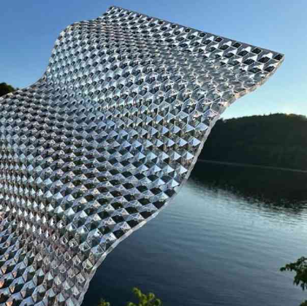 POLYKARBONÁT A PLEXISKLO NA PERGOLU, SKLENÍKY A BAZÉNY - foto 14