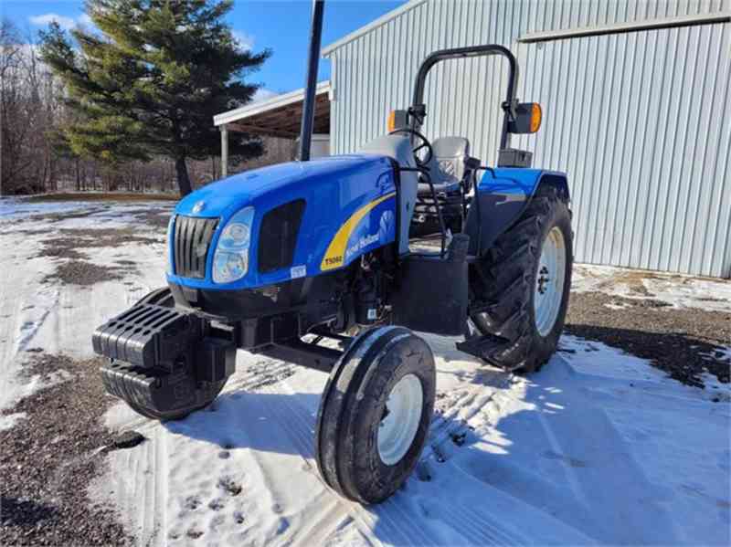 Traktor NEW HOLLAND T5060 - foto 3