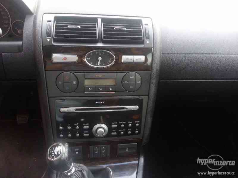 Ford Mondeo kombi 2.0TDCi 96kW, 2006, GHIA - foto 4