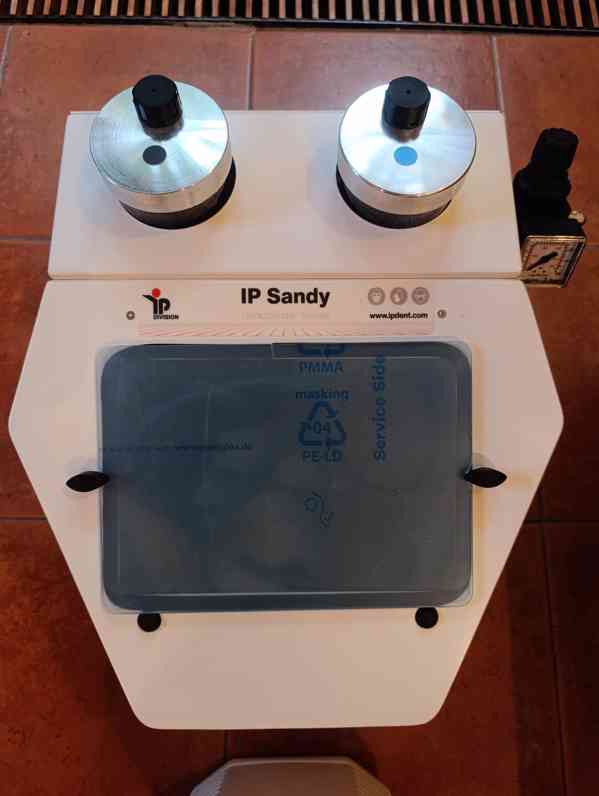 Pískovací stroj IP Division Sandy 2 - foto 9