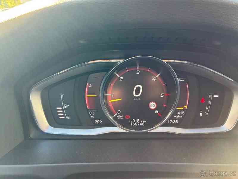 Volvo V60 Cross Country D4 AWD 140kW - foto 13