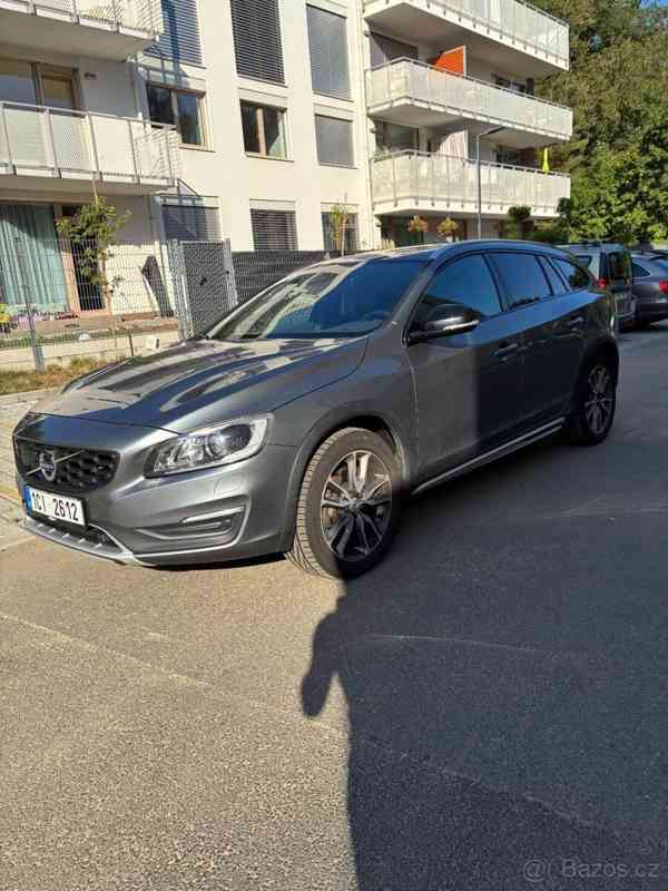 Volvo V60 Cross Country D4 AWD 140kW - foto 5