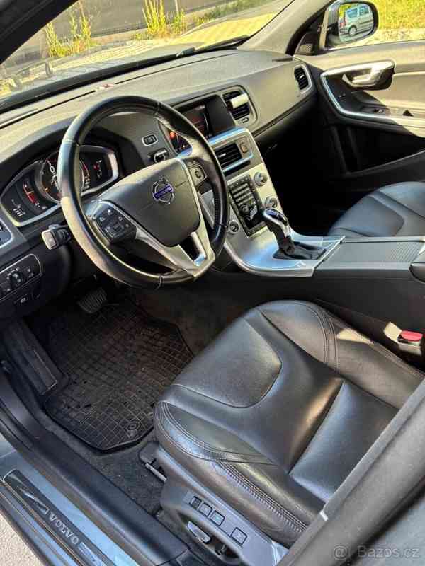 Volvo V60 Cross Country D4 AWD 140kW - foto 11