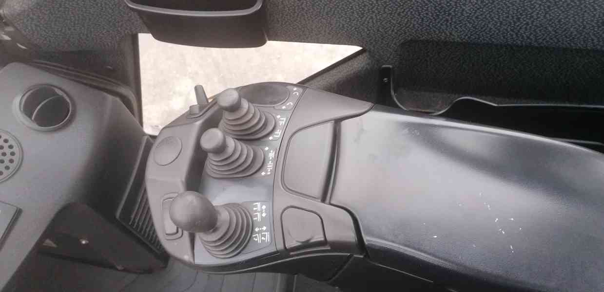 LINDE H35D-02 hydraulicky roztažné a výsuvné vidle + BP - foto 7