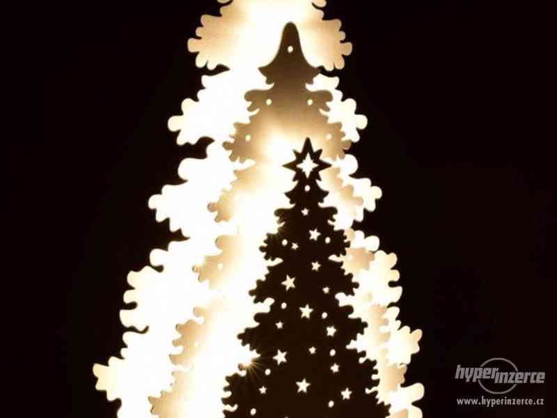 Tři stromky 46 cm s LED osvětlením dřevěné v 46 cm - foto 2