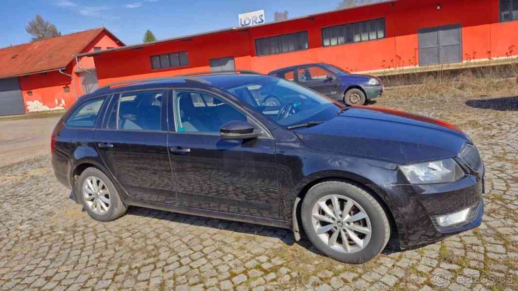 Škoda Octavia 2,0   TDi - foto 6