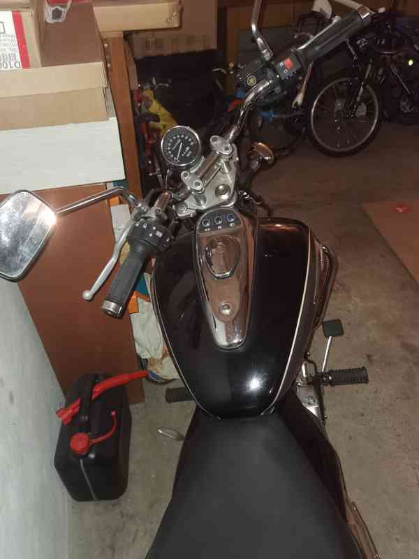 Kawasaki Eliminator 125 - foto 3